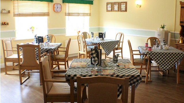 food_dining
