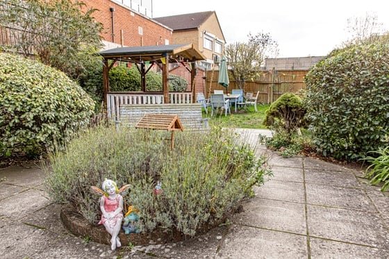 garden_outdoor