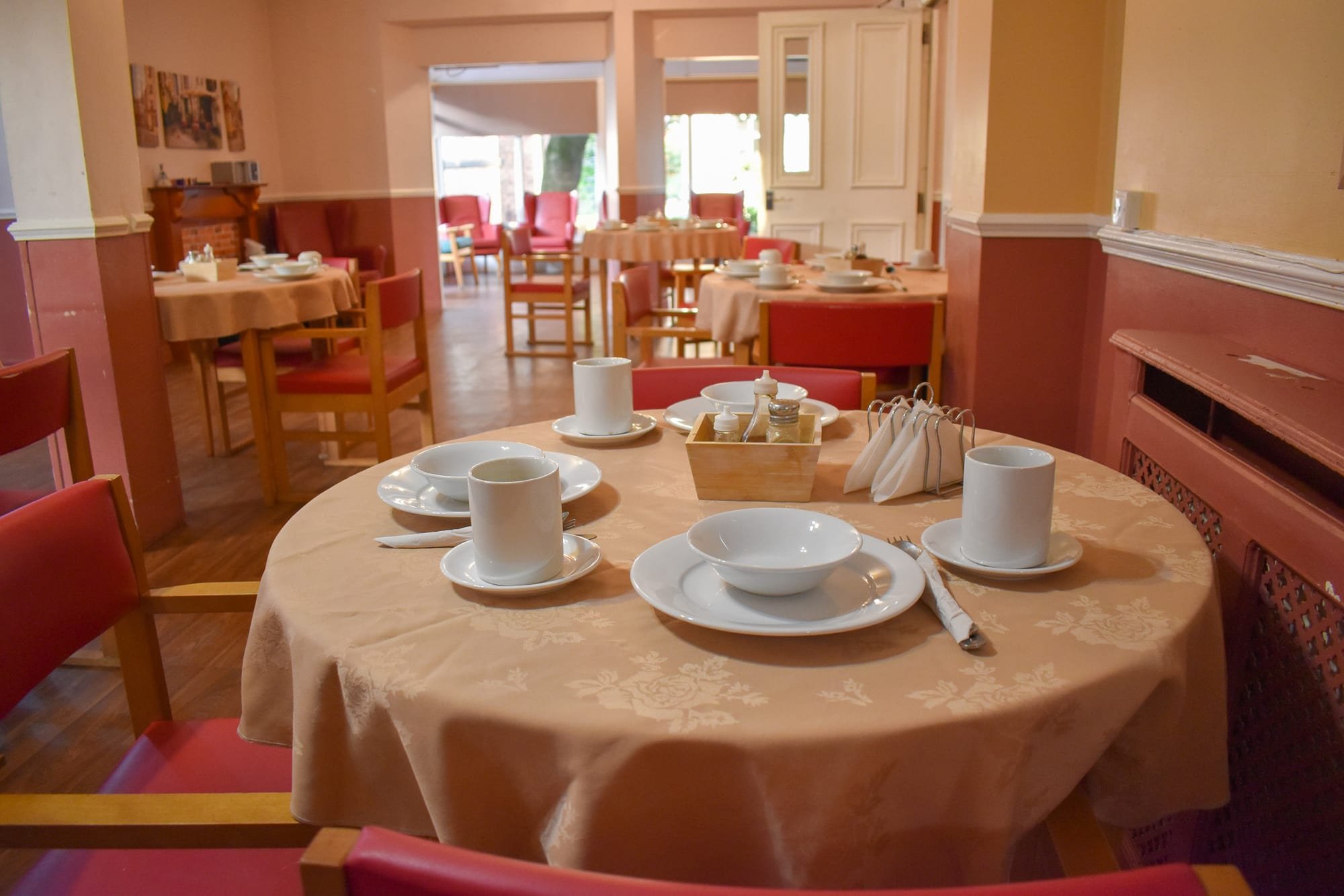 food_dining