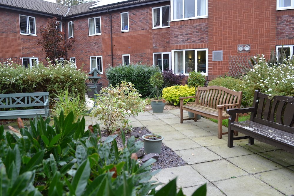 garden_outdoor