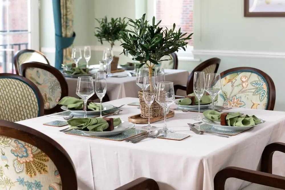 food_dining