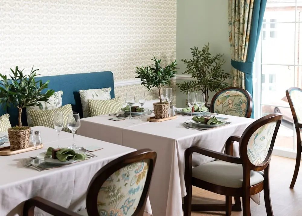 food_dining