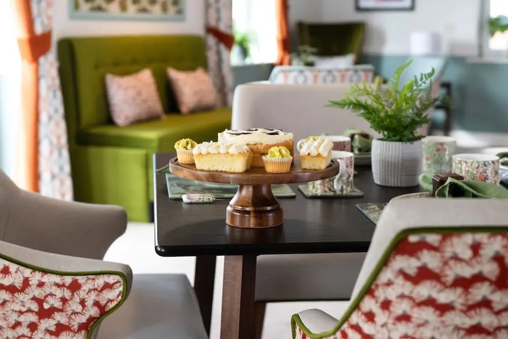 food_dining