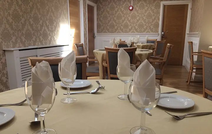food_dining