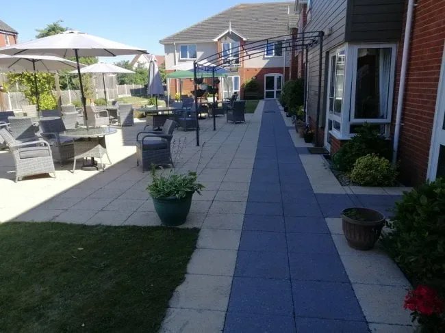 garden_outdoor