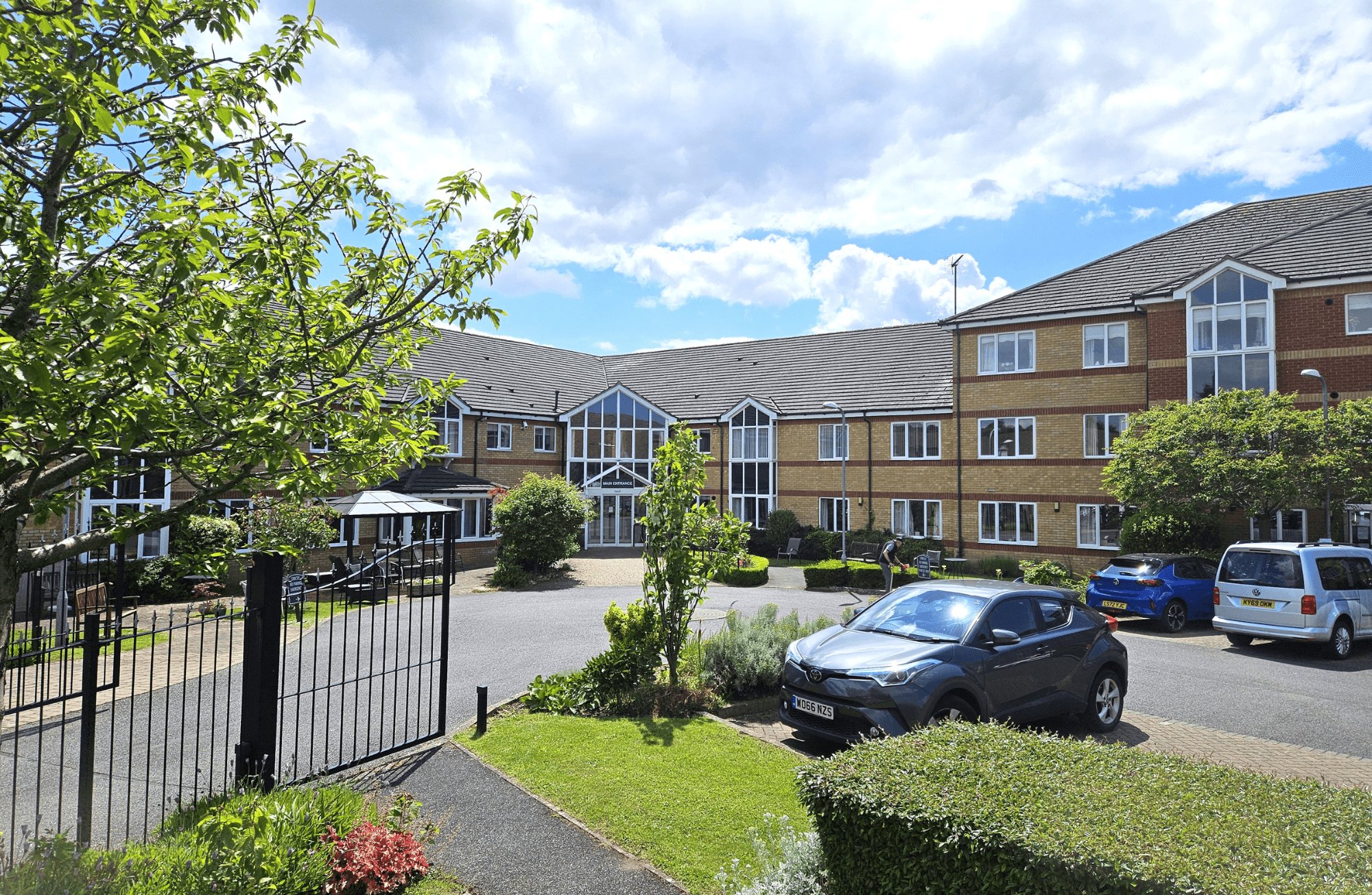 Bushmead Court Management