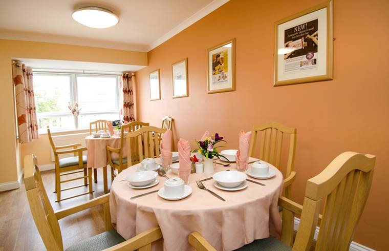 food_dining