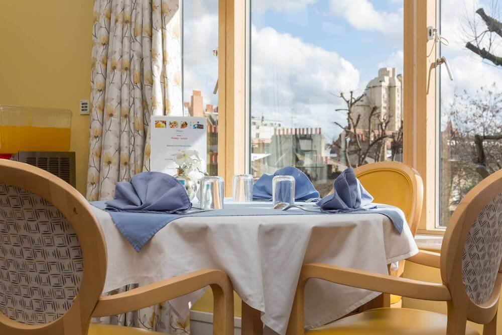 food_dining