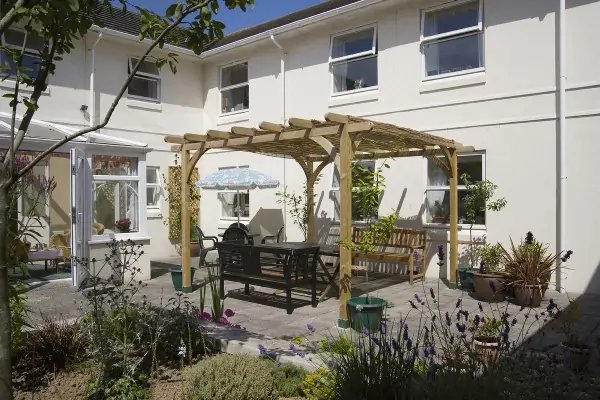 garden_outdoor
