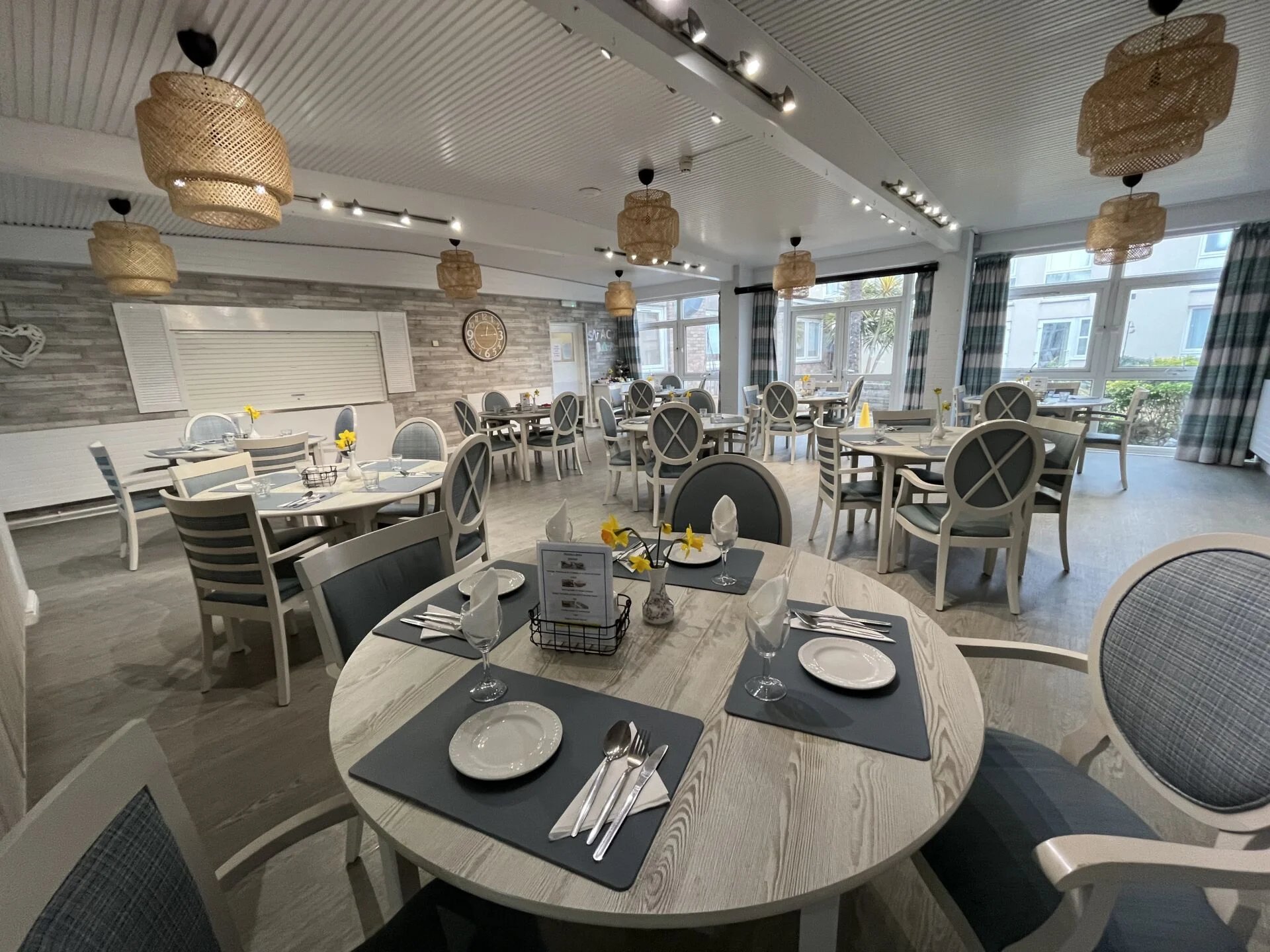 food_dining