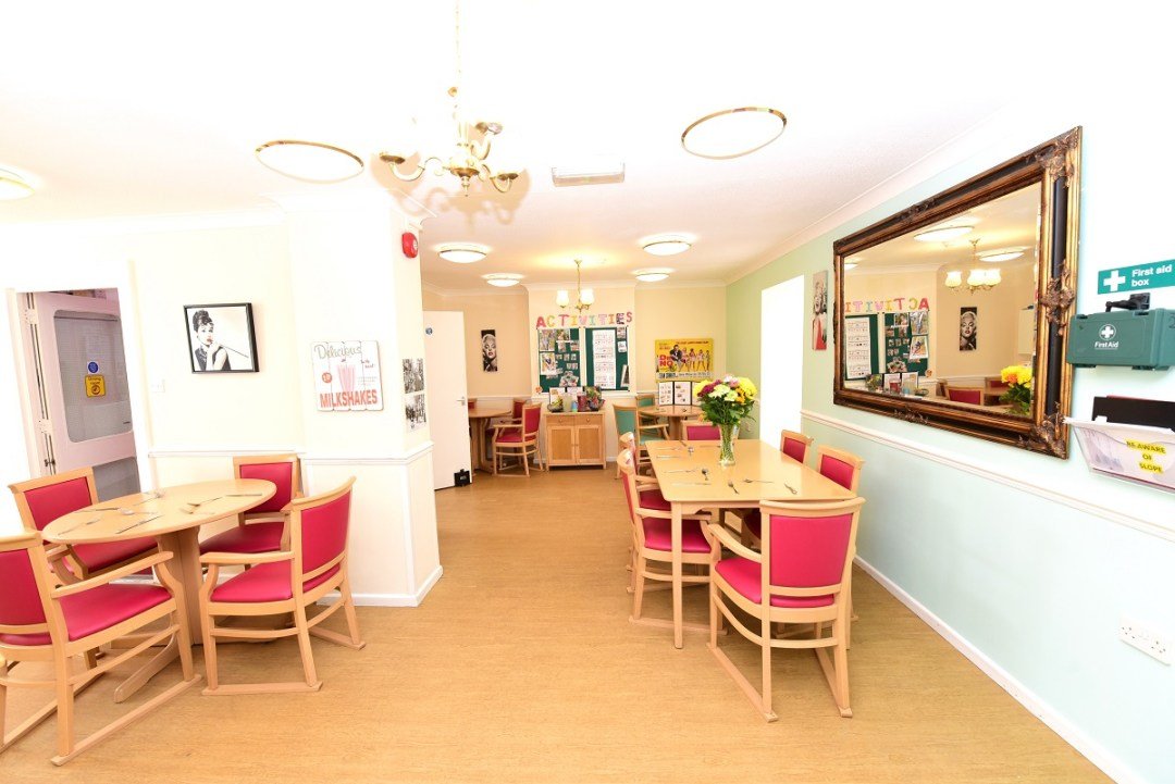 food_dining
