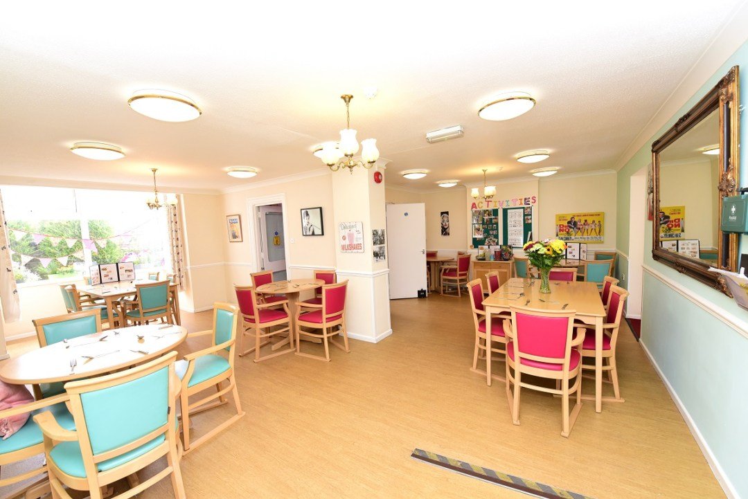 food_dining