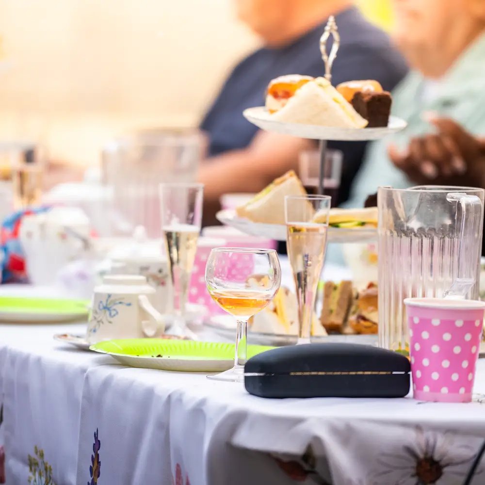 food_dining