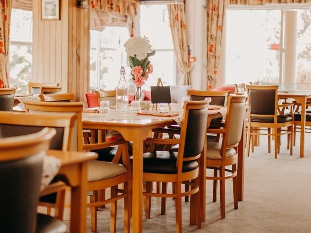 food_dining