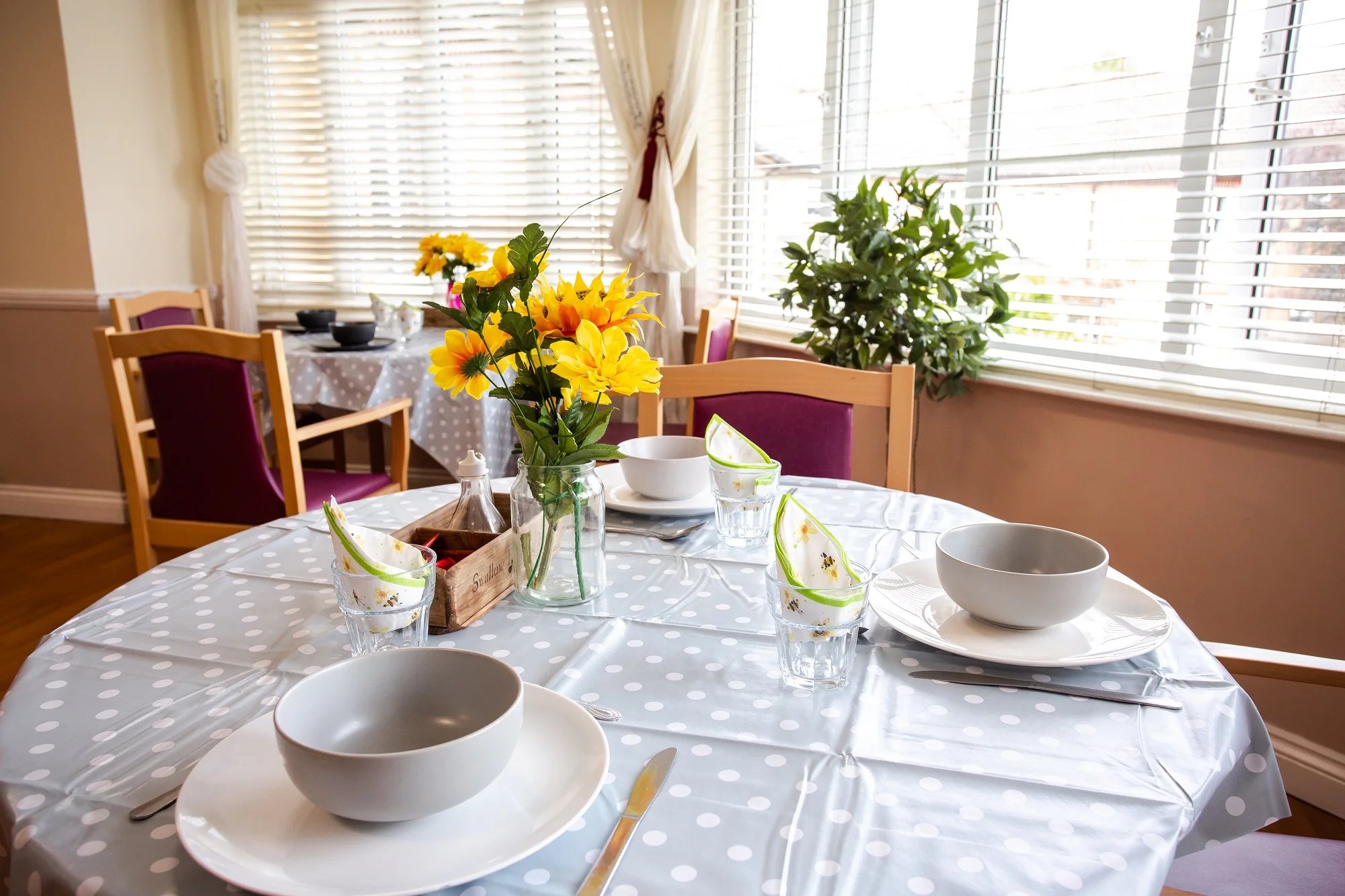 food_dining