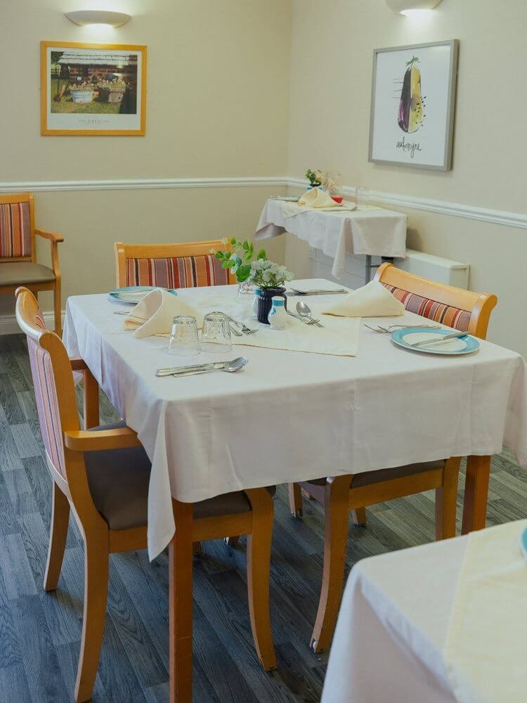 food_dining
