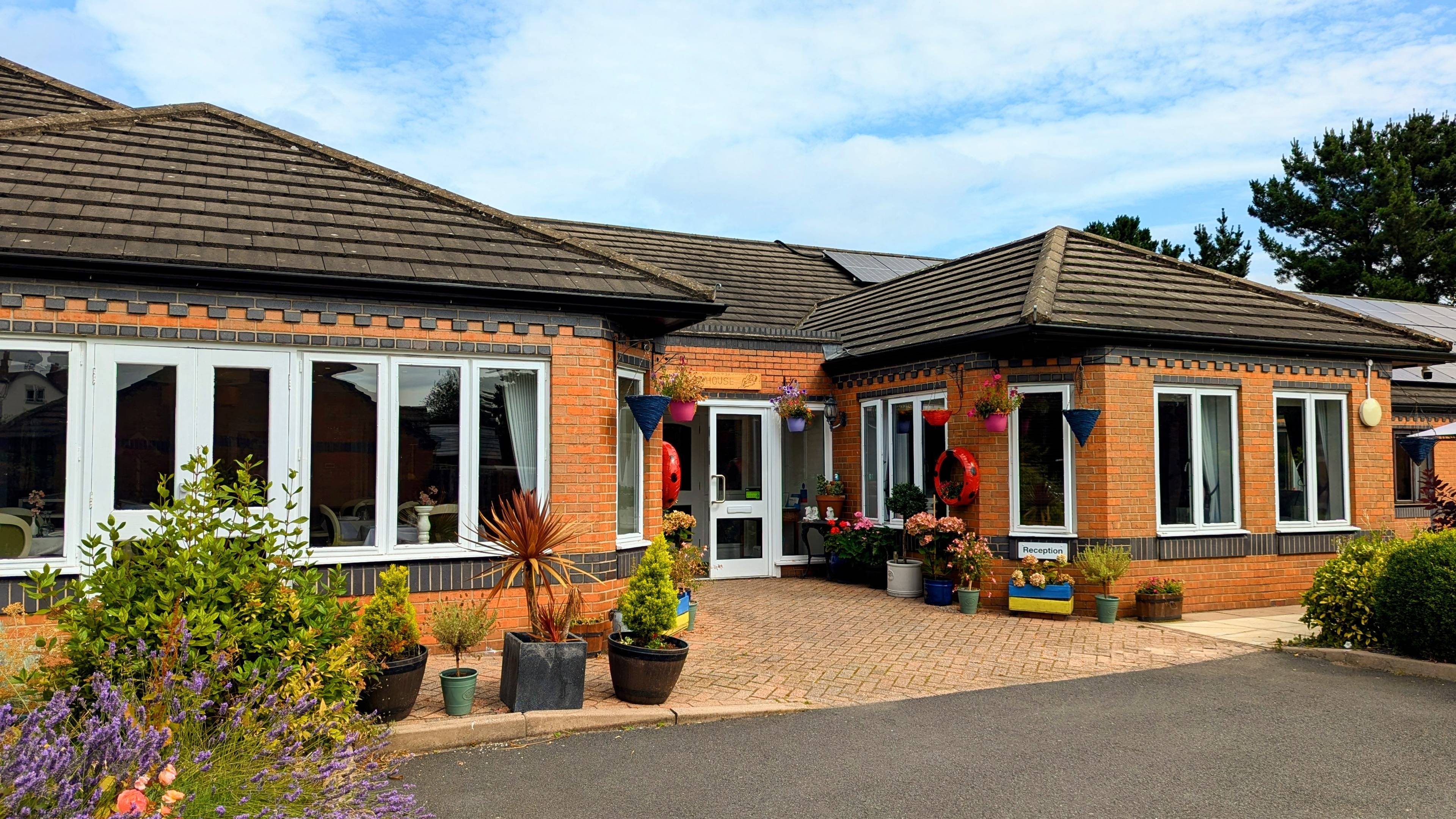 Barchester - Mount House Care Home