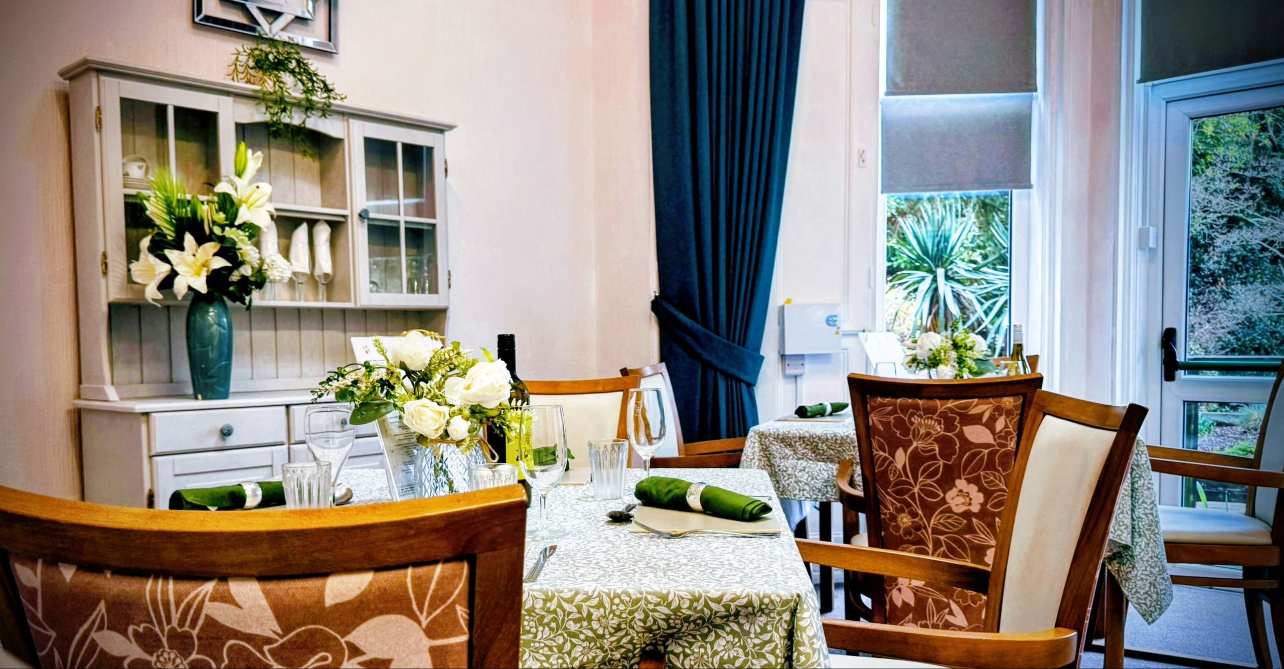 food_dining