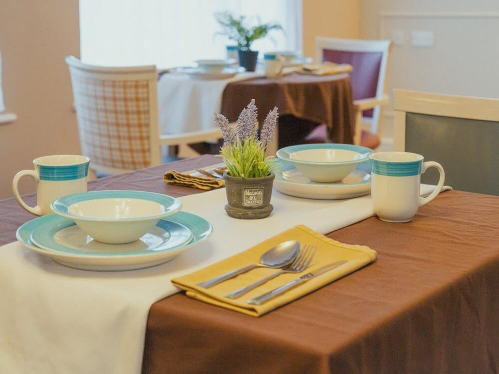 food_dining