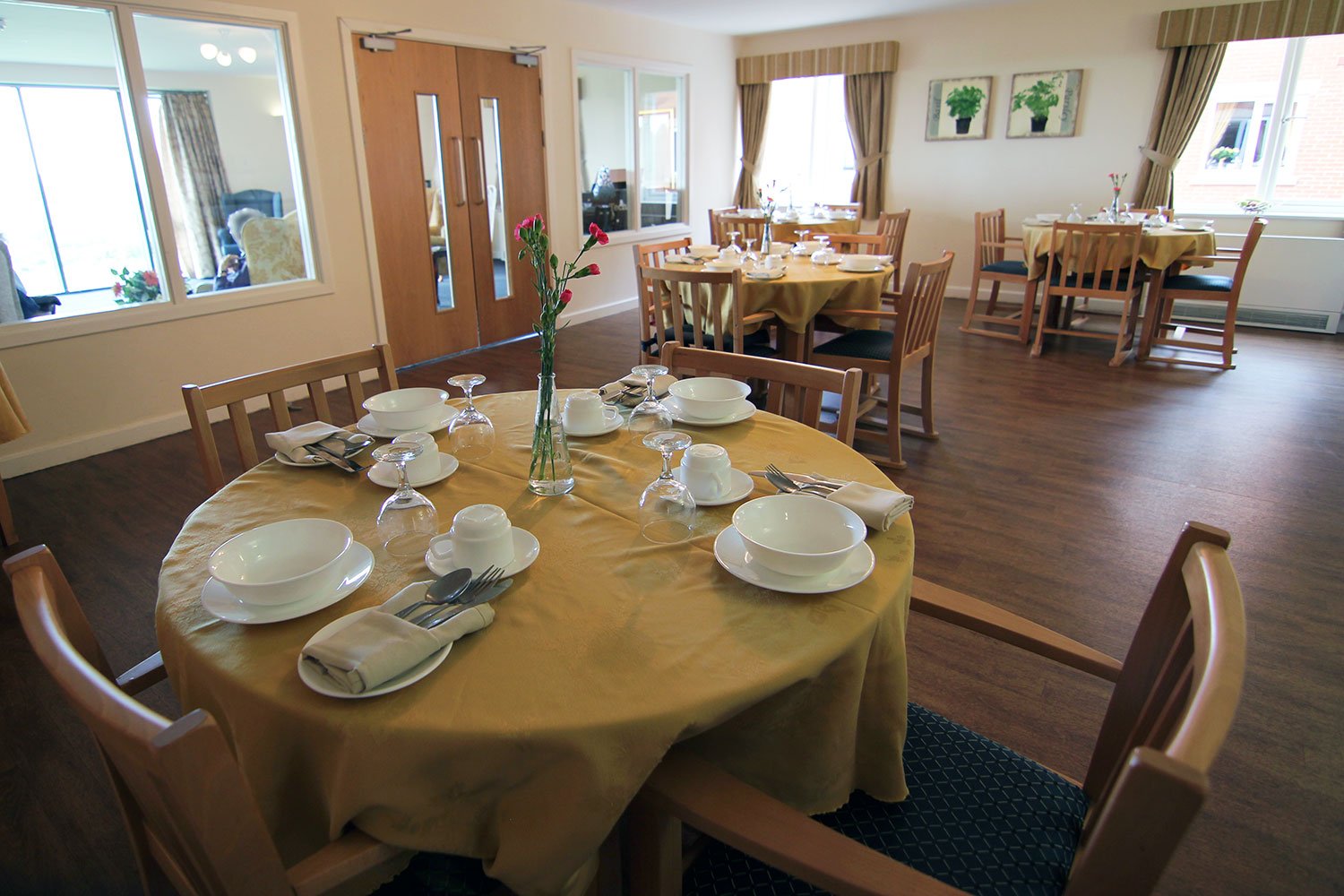 food_dining