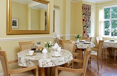 food_dining