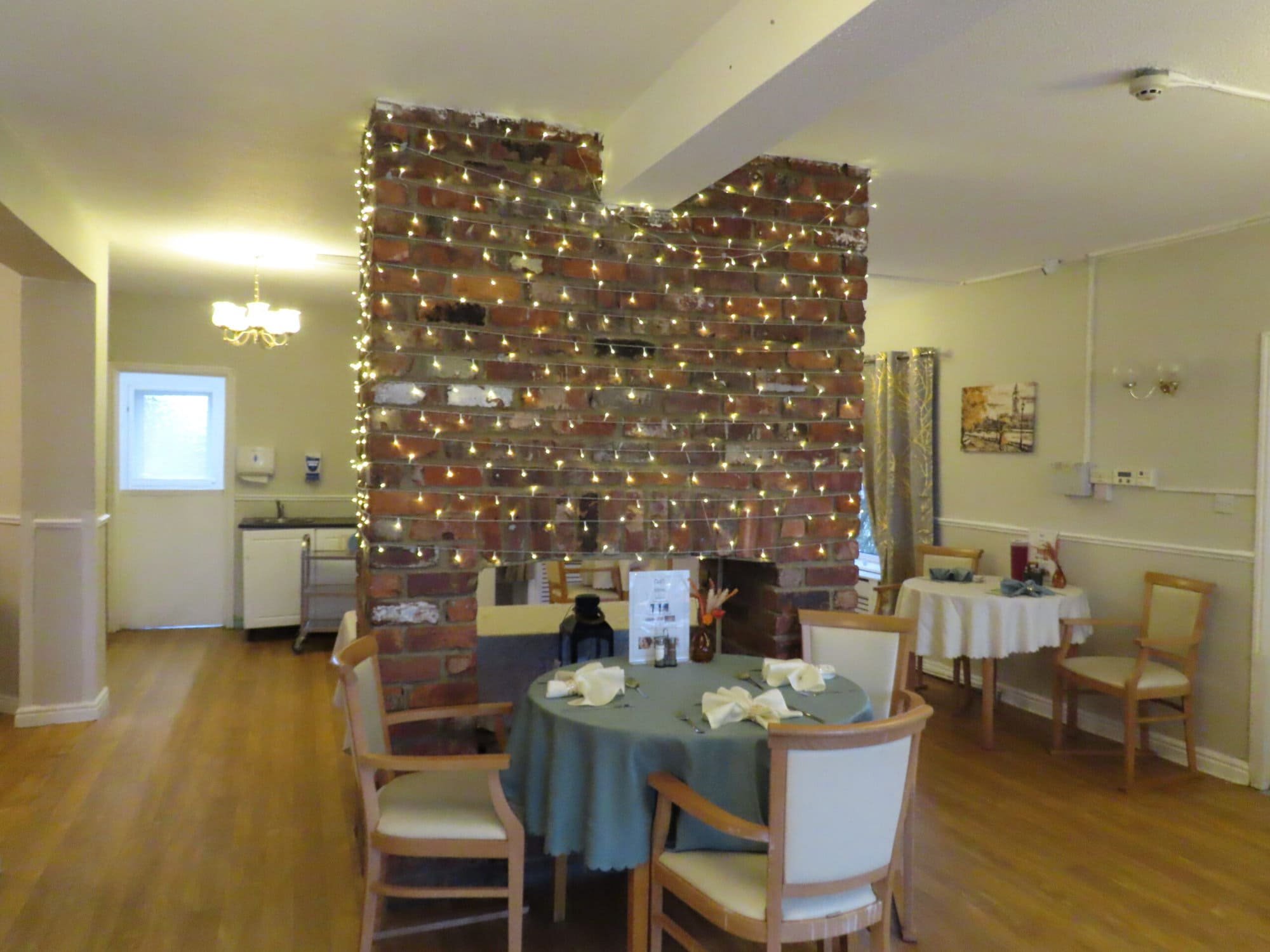 food_dining