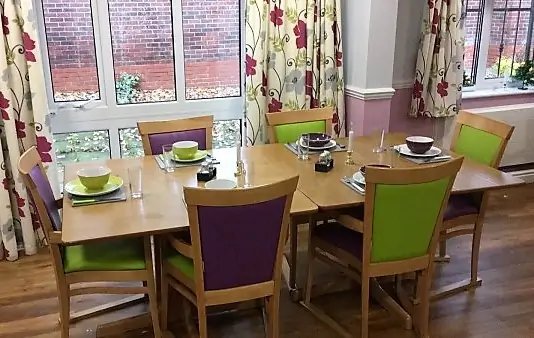 food_dining