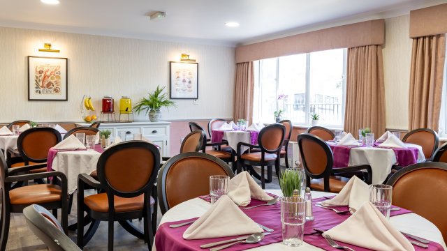 food_dining