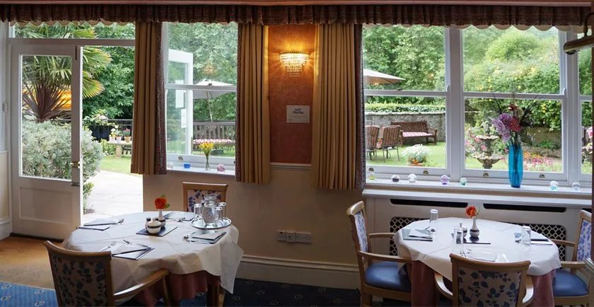 food_dining